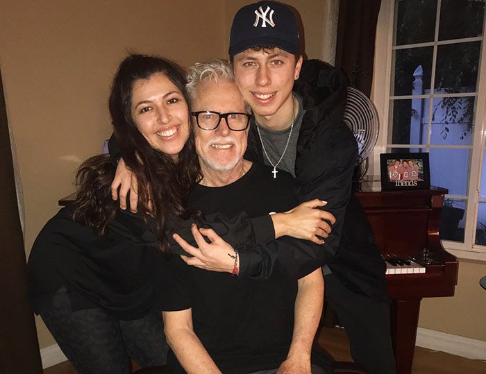 An Apology Note This Dad Slipped Under His Daughter’s Door 15 Years Ago Is Melting Netizens’ Hearts An Apology Note This Dad Slipped Under His Daughter’s Door 15 Years Ago Is Melting Netizens’ Hearts