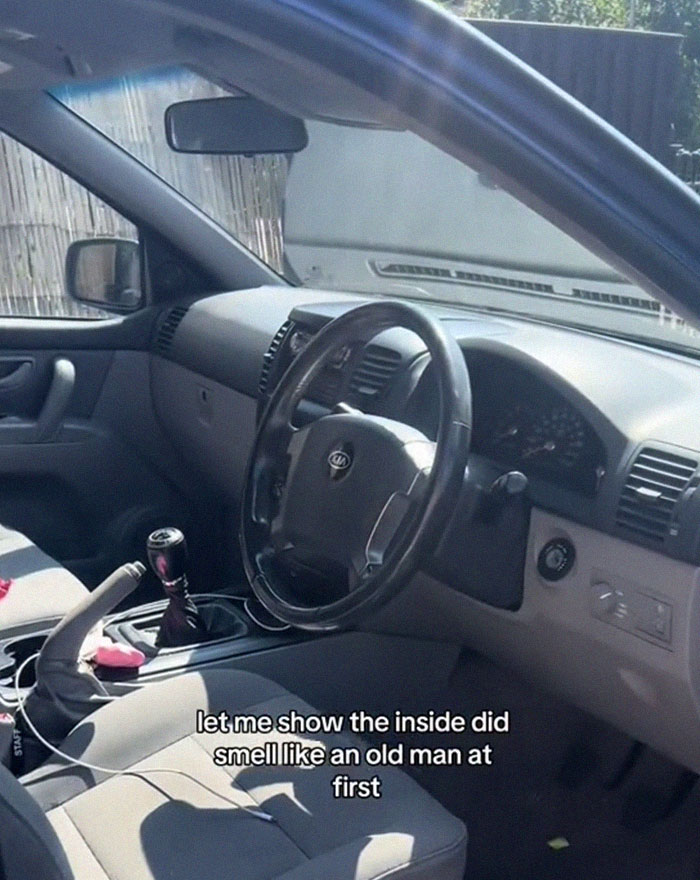 Karen Comes To Woman’s Home To Judge Her Car As It’s Not As Nice As The Rest In The Neighborhood Karen Comes To Woman’s Home To Judge Her Car As It’s Not As Nice As The Rest In The Neighborhood