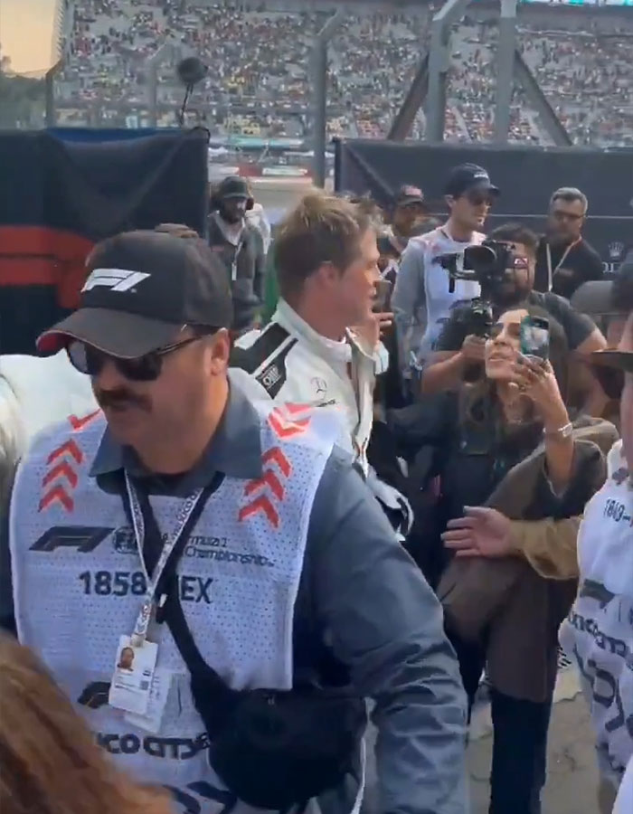 “Disgusting”: Brad Pitt Fan Accused Of 'Harassing' Actor After Kissing Him And Grabbing His Neck “Disgusting”: Brad Pitt Fan Accused Of 'Harassing' Actor After Kissing Him And Grabbing His Neck