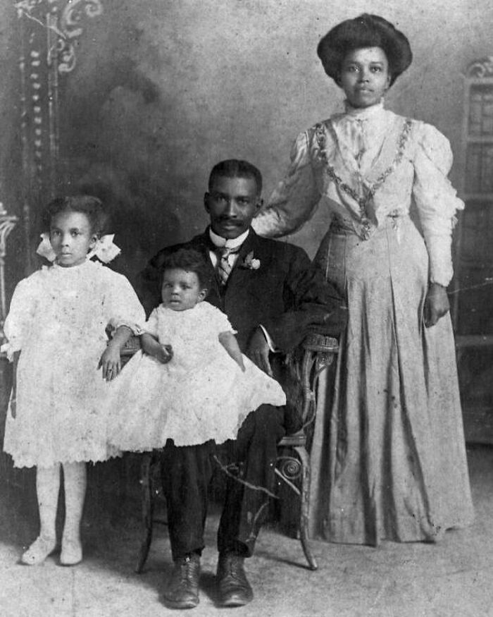 Portrait Of A Family In Gainesville, Florida. Circa 1900