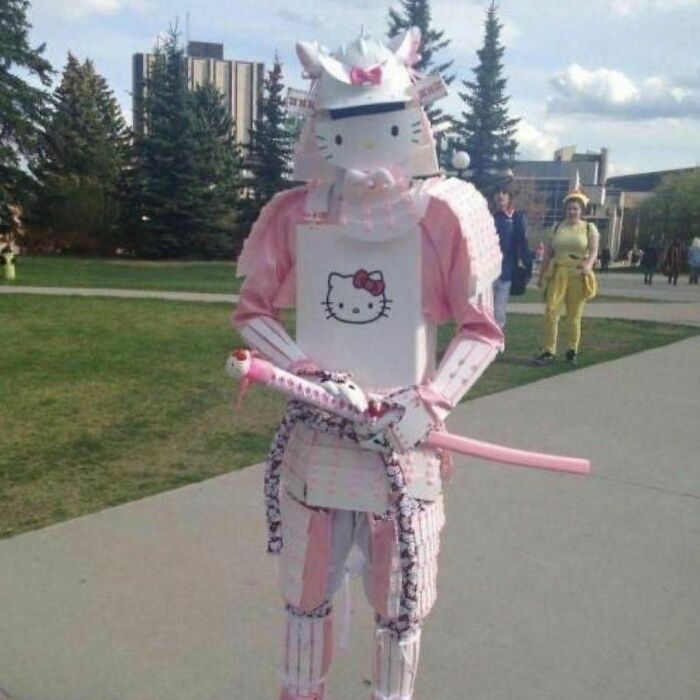 50 Of The Most Cursed Images For People Who Have A Higher Tolerance For Weirdness