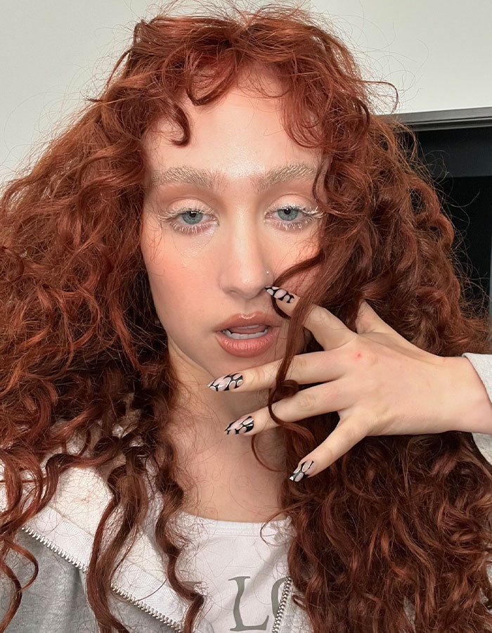 &ldquo;She&rsquo;s So Toxic&rdquo;: Fans Are Fed Up With Chappell Roan After She Put Billboard On Blast