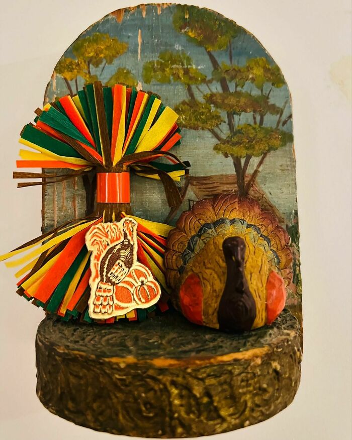 Good Morning Sweet People! My Fav Tiny Shelfies Are Decorated For Thanksgiving