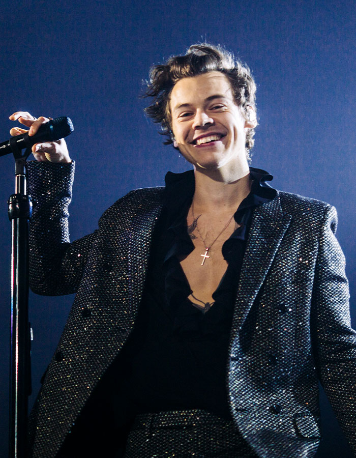 "Who Determines This?": People's Sexiest Man Alive Sparks Fury Following Harry Styles Controversy "Who Determines This?": People's Sexiest Man Alive Sparks Fury Following Harry Styles Controversy