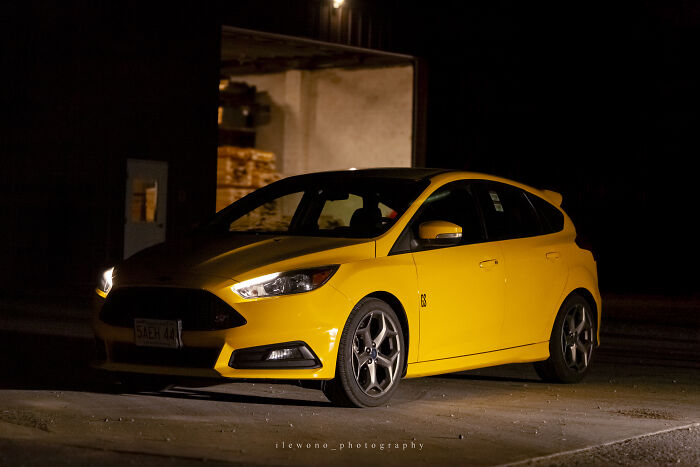 I Took Pictures Of The Ford Focus St With Canon 5d Mark II (8 Pics)