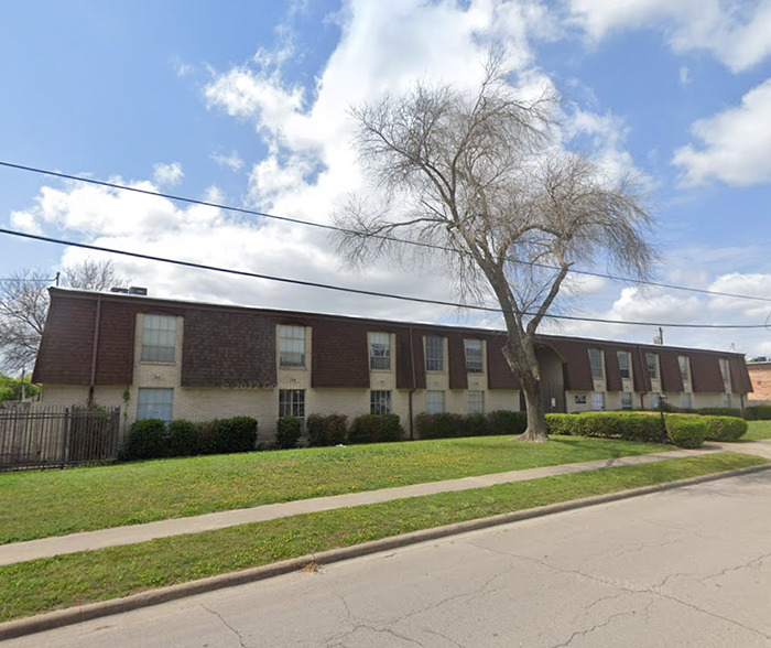 "That Poor Baby": Mom Leaves 16-Month-Old Alone At Home To Meet A Date 150 Miles Away