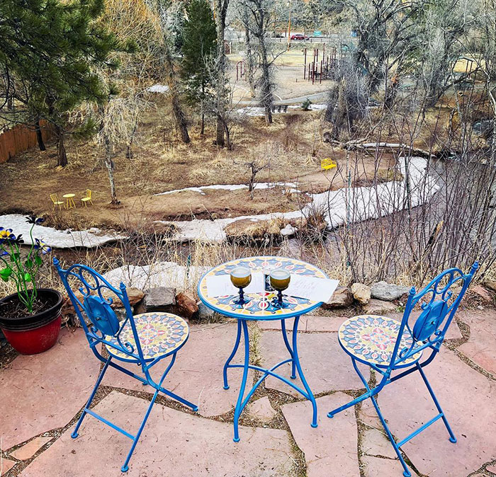 "Imagine The Noise": Woman Buys Dream House Only For Strangers To Turn It Into Tourist Spot