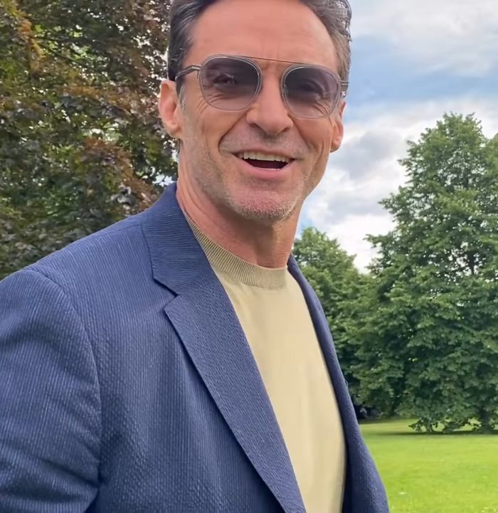 "We Kept Quiet": Sutton Foster "Is The Reason" Hugh Jackman Split With His Wife, Source Alleges "We Kept Quiet": Sutton Foster "Is The Reason" Hugh Jackman Split With His Wife, Source Alleges