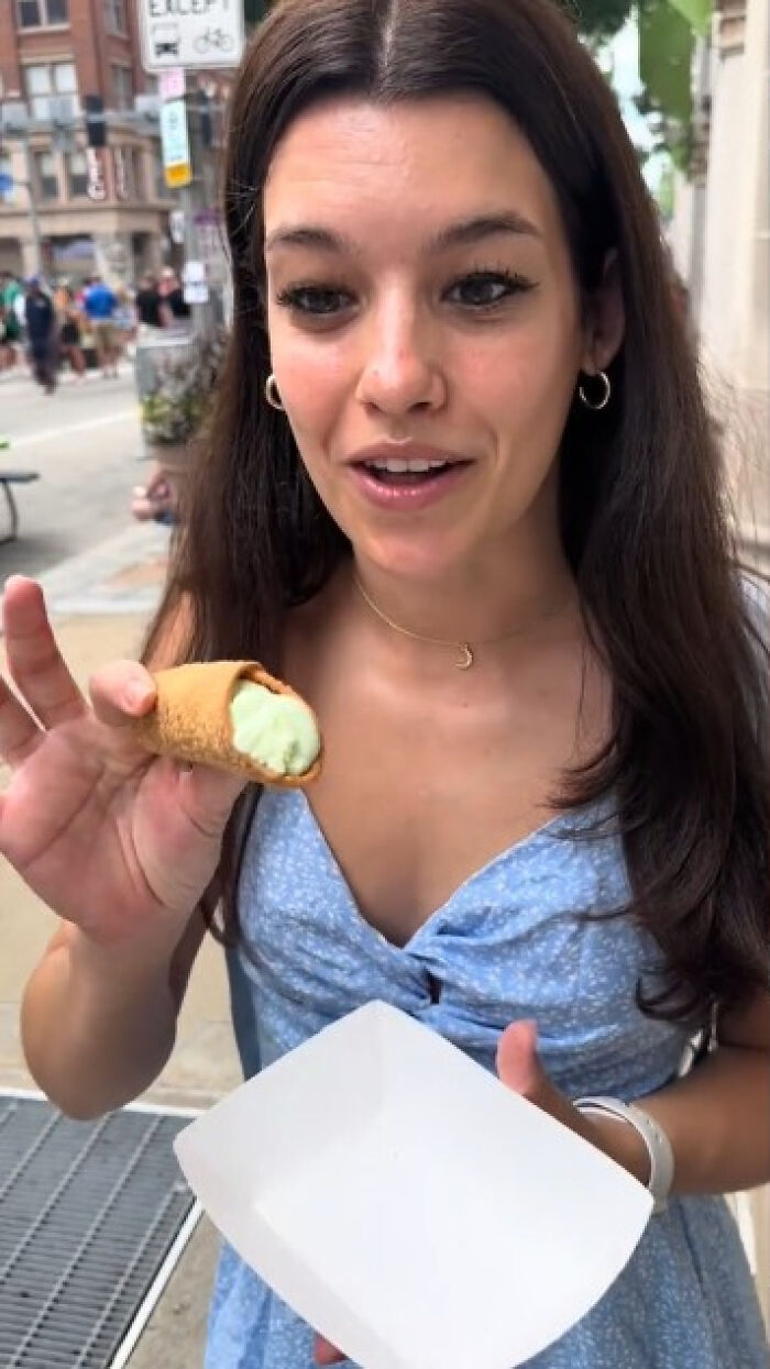 "Crazy": Woman Ends Up In The ER With Swollen Face After Visiting Pickle-Themed Food Festival "Crazy": Woman Ends Up In The ER With Swollen Face After Visiting Pickle-Themed Food Festival