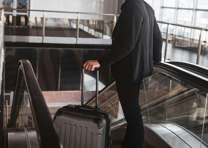 “Most Awkward 20 Seconds Of My Life”: 30 Hilariously Awkward Moments In Serious Situations