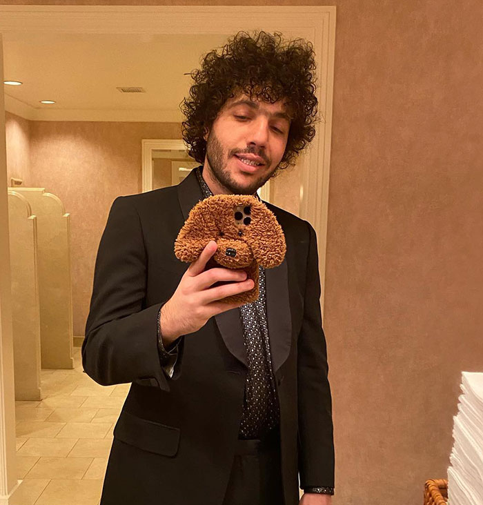 Fans Slam People Magazine For Including Selena Gomez&rsquo;s Boyfriend Benny Blanco On &ldquo;Sexiest Man&rdquo; List