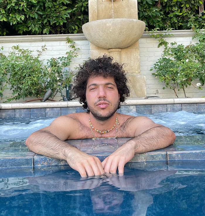 Fans Slam People Magazine For Including Selena Gomez&rsquo;s Boyfriend Benny Blanco On &ldquo;Sexiest Man&rdquo; List