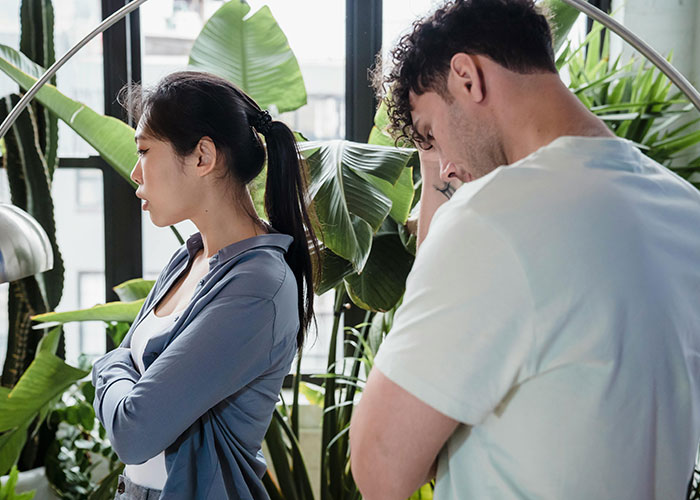 &ldquo;I Don&rsquo;t Know What To Do&rdquo;: Man In Fear Of Losing A Longtime Friend Over Her BF Of 5 Months