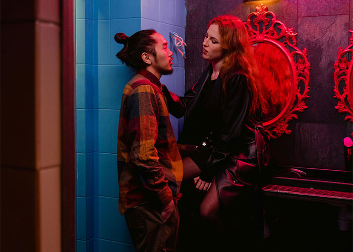 30 People Who Lost A Best Friend Shared What Happened