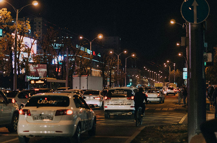 Business Owner Has Questions For Person After They Leave Anonymous 1-Star Review