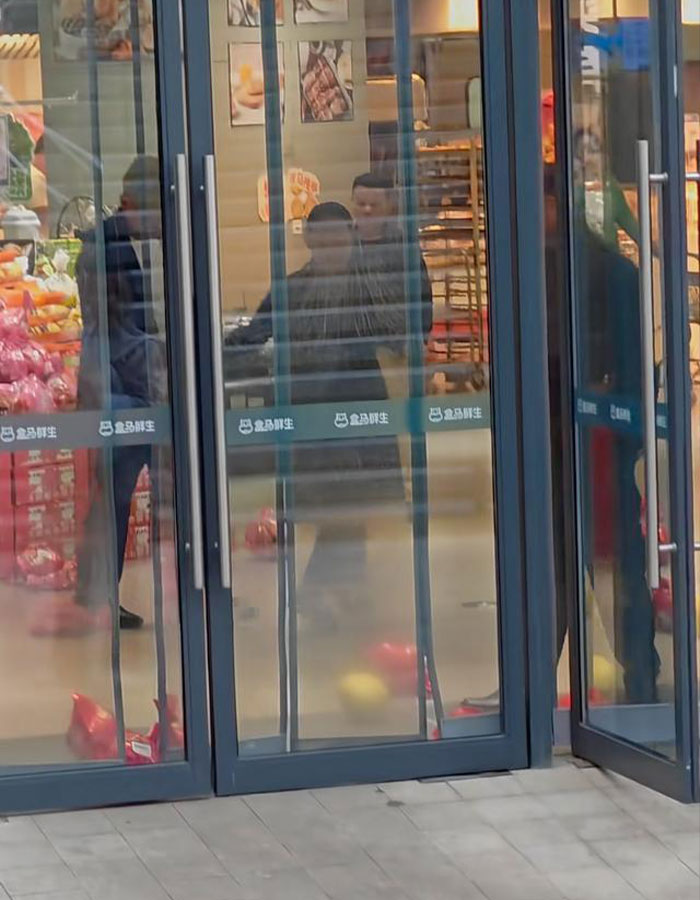 Mom Sparks Outrage For Seeking Compensation After 11YO Son Slipped And Fell At Supermarket