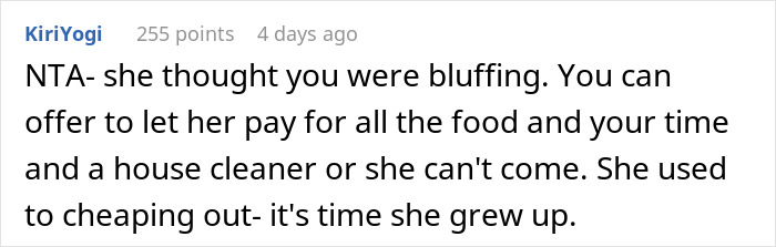 “Am I A Jerk For Uninviting My Daughter To Thanksgiving Since She Won’t Host It?” “Am I A Jerk For Uninviting My Daughter To Thanksgiving Since She Won’t Host It?”