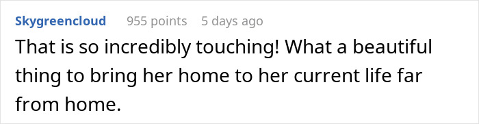 &ldquo;She Literally Dropped Her Bag&rdquo;: Coworker Reveals FSL Skills, Stuns Deaf Friend Into Tears