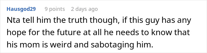 Reddit comment discussing a woman's date disrupted by his mom's behavior.