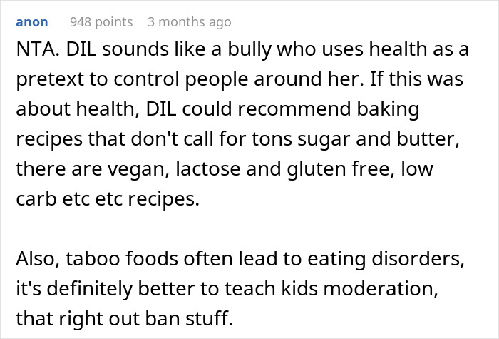 Reddit comment criticizing DIL for throwing away grandparent's homemade cookies over health concerns. Reddit comment criticizing DIL for throwing away grandparent's homemade cookies over health concerns.