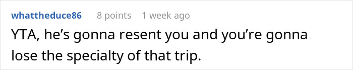 Reddit comment discussing family tradition and friendship priorities.