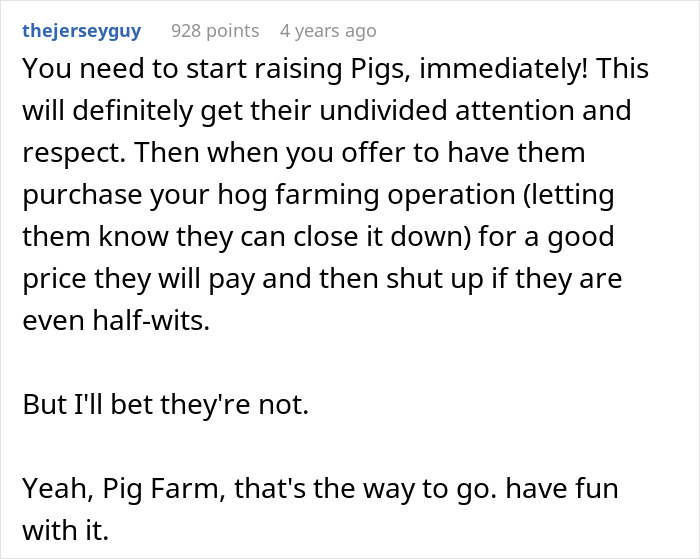 Online comment suggesting a farmer start pig farming to deal with HOA concerns.