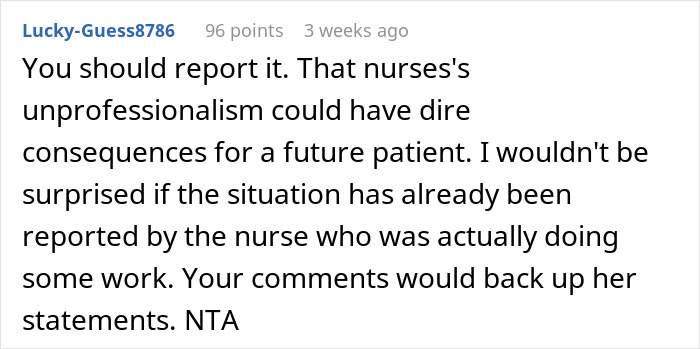 Comment discussing a nurse's reaction to a spider tattoo and suggesting to report unprofessionality.