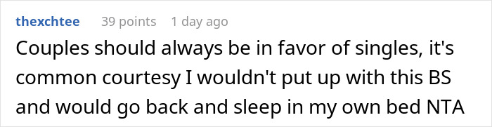 Reddit comment about couples ending up on air mattresses during family holidays.