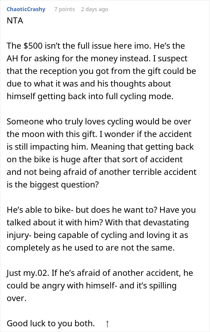 Wife Gives Hubby Thoughtful Present After Accident, He Doesn&rsquo;t Like It And Asks For Cash Instead