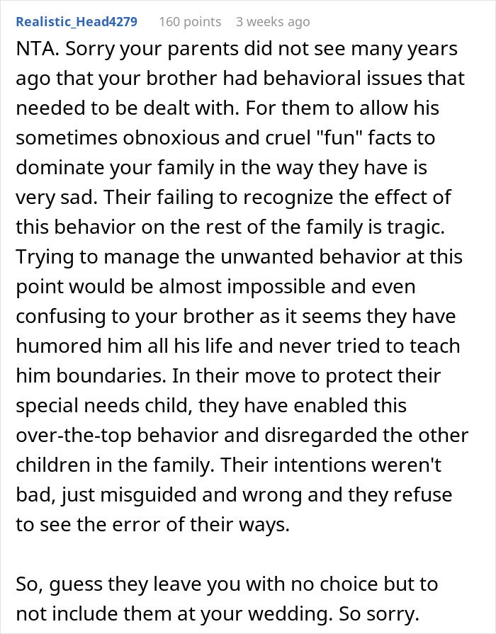 Brother Dominates Every Family Gathering With His ‘Fun Facts’, Gets Excluded From Wedding Brother Dominates Every Family Gathering With His ‘Fun Facts’, Gets Excluded From Wedding