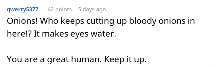 &ldquo;She Literally Dropped Her Bag&rdquo;: Coworker Reveals FSL Skills, Stuns Deaf Friend Into Tears