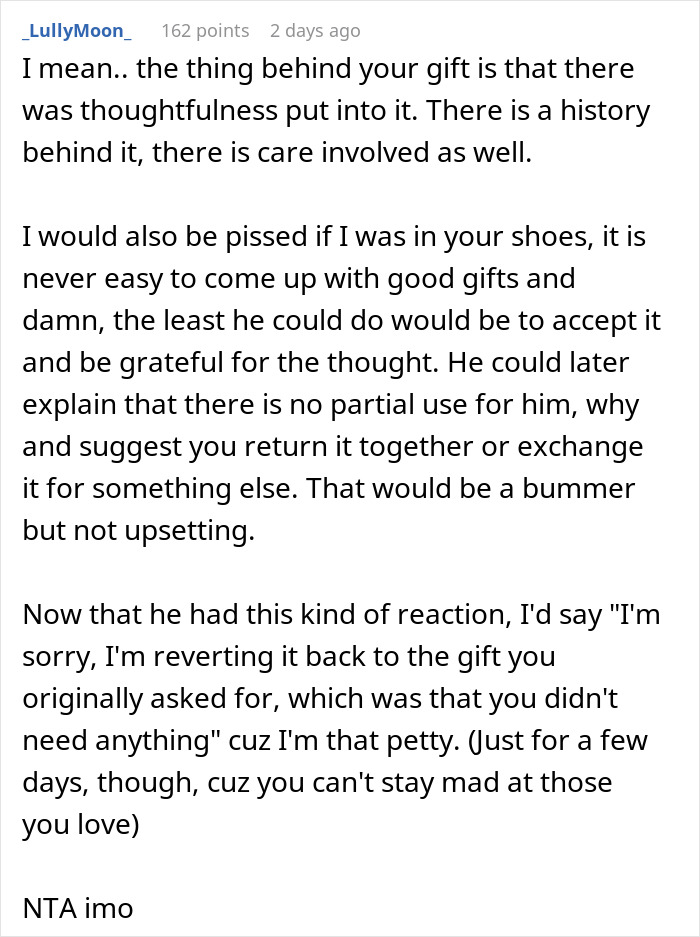 Wife Gives Hubby Thoughtful Present After Accident, He Doesn&rsquo;t Like It And Asks For Cash Instead