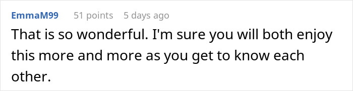 &ldquo;She Literally Dropped Her Bag&rdquo;: Coworker Reveals FSL Skills, Stuns Deaf Friend Into Tears