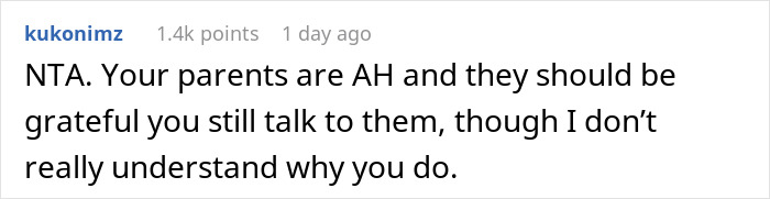 Comment discussing a woman's decision to cancel a last-minute family cruise. Comment discussing a woman's decision to cancel a last-minute family cruise.