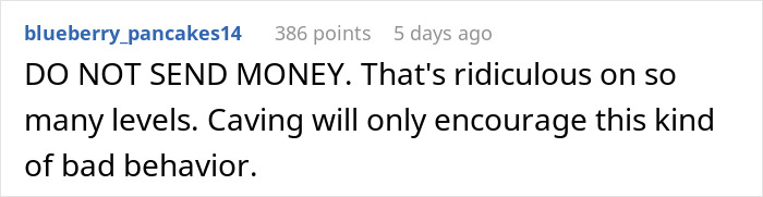 Reddit comment urging not to pay post-wedding charge, calling it ridiculous behavior.