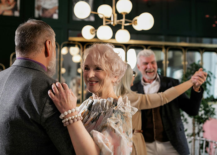 Folks Are Spitting Out Family Secrets That Aren’t For The Weak