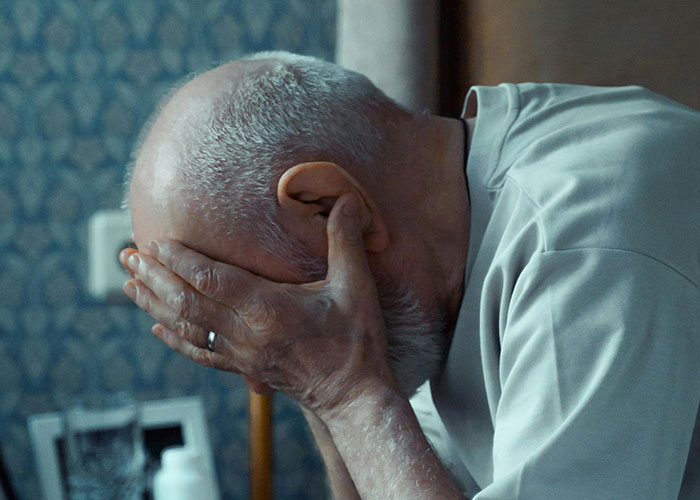 Folks Are Spitting Out Family Secrets That Aren’t For The Weak