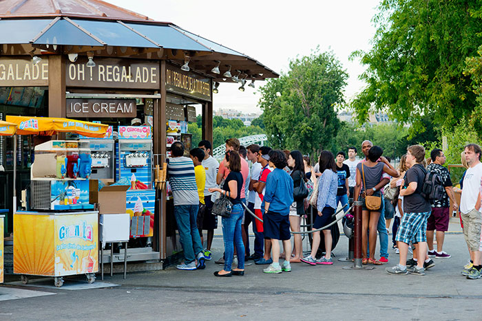 &ldquo;I Think That I Have To Break Up With My Fianc&eacute; After He Embarrassed Me In Public Over A Sandwich&rdquo;