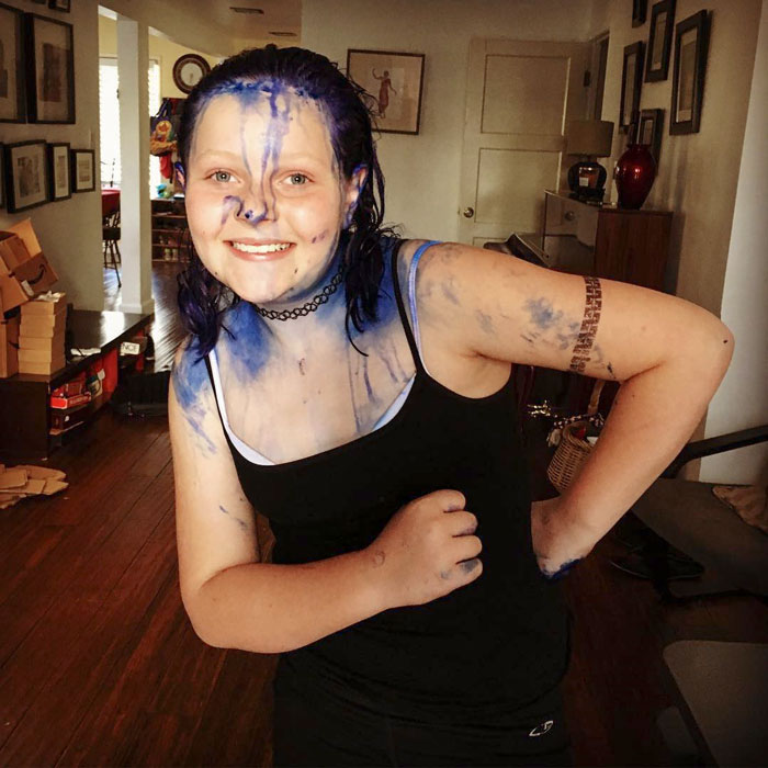 Desastre al teñirse el cabello