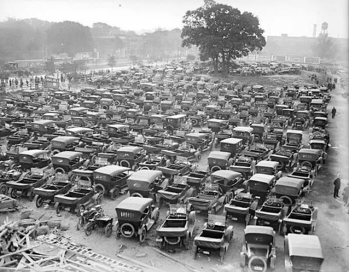 Packed Parking Lot For Game One Of The 1916 World Series In Boston