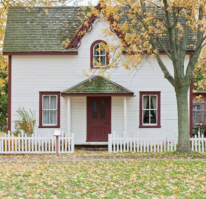 Women Baffled After Everything In 9-Bedroom Rental House Is Zip-Tied Shut&mdash;Including The Fridge