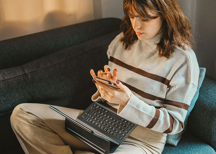 &ldquo;Smile&rdquo;: Wife Shares The Unhinged List Her Husband Prepared For Daily Chores She Must Follow