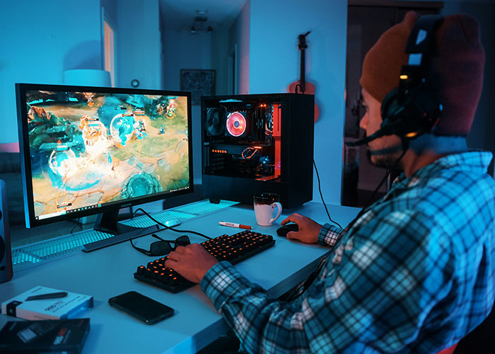 Baby’s Arrival Turns Married Couple Into Bitter Roommates As Man’s Special Room Faces Ruin Baby’s Arrival Turns Married Couple Into Bitter Roommates As Man’s Special Room Faces Ruin