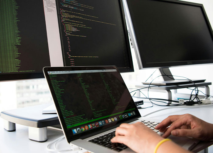 “Just A Screen”: 30 Parts Of Jobs The General Public Isn’t Supposed To Know About