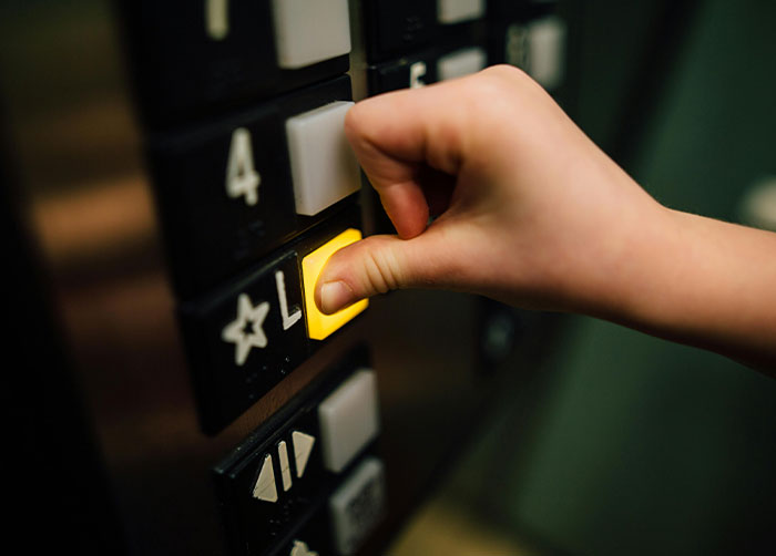 “Just A Screen”: 30 Parts Of Jobs The General Public Isn’t Supposed To Know About