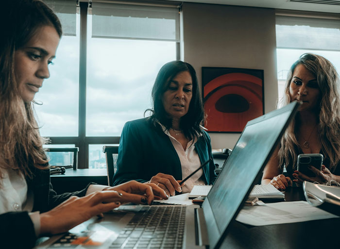 50 Examples Of Horrible Bosses Saying Unhinged Things