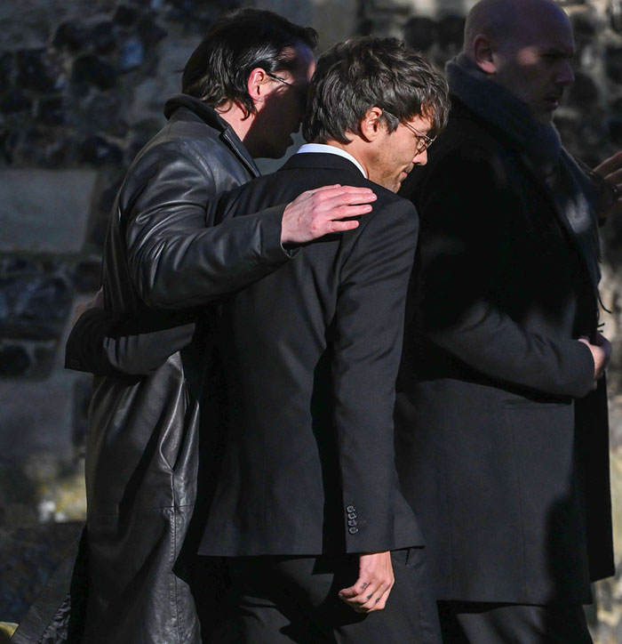 "Nobody Should Have To Bury Their Child": Fans Are Emotional Over Liam Payne's Funeral Photos