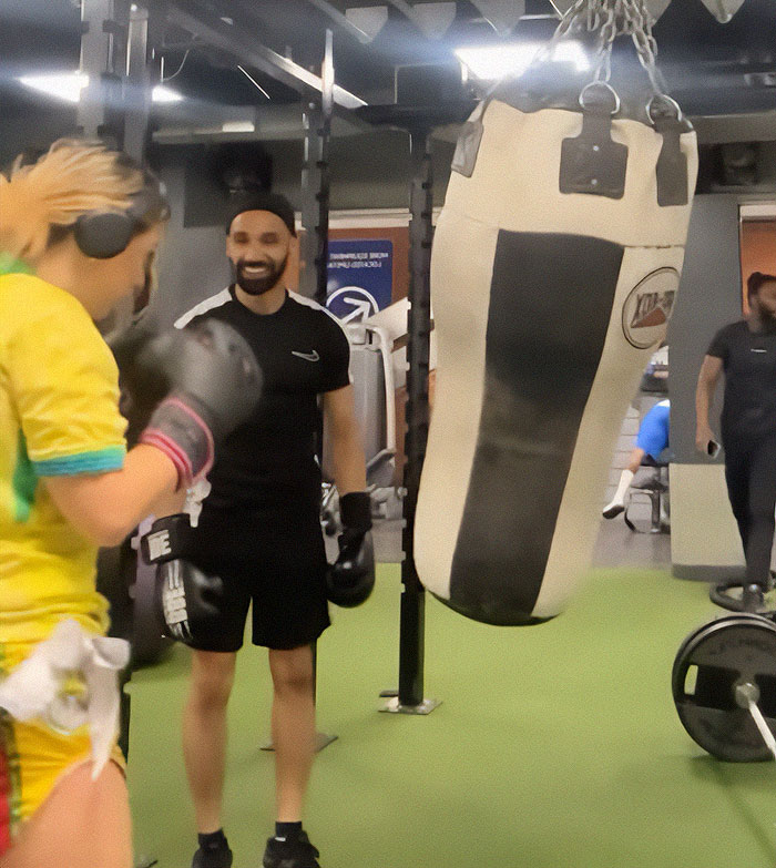 "Male Privilege": Man Interrupts Woman At The Gym To Use Punching Bag Himself, Sparks Outrage