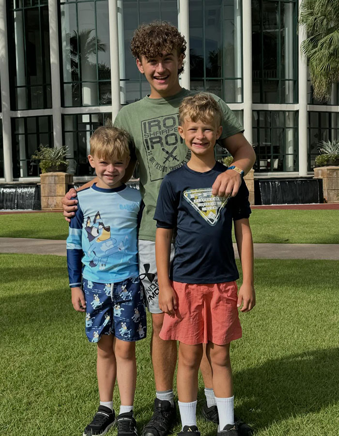 Mom Walks In On Her Young Son In A Bathtub Overflowing With Bubbles—Her Reaction Goes Viral Mom Walks In On Her Young Son In A Bathtub Overflowing With Bubbles—Her Reaction Goes Viral
