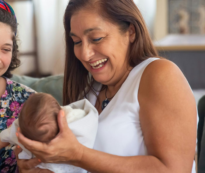 Woman Rejects Girl As She&rsquo;s Not Her Biological Niece, Is Annoyed Her Parents Kept Her